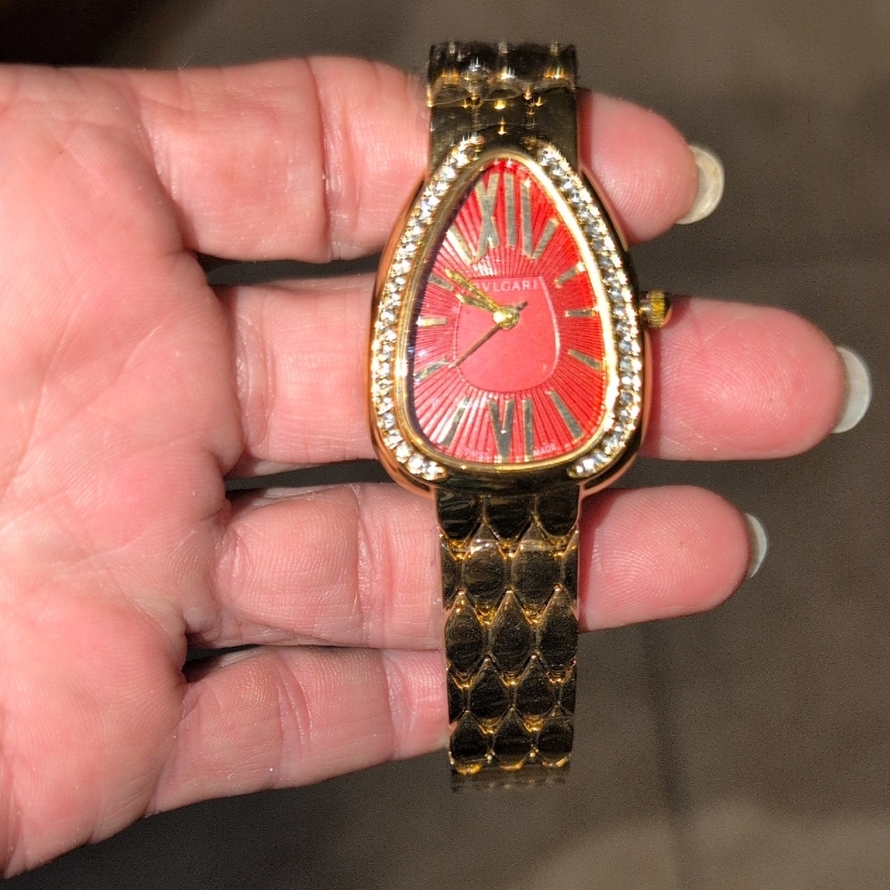 Fashion  Gold and Red Watch